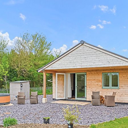 Little Moorland Farm Lodges Chapel Allerton Zimmer foto